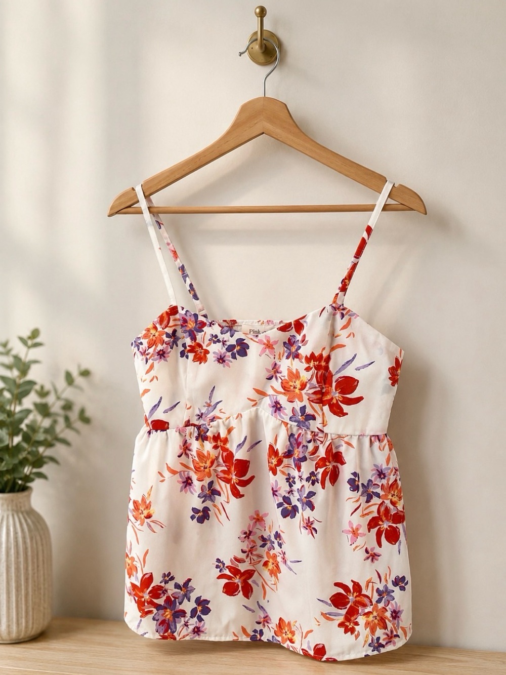 Pink Rose Floral Cami Tank Top | White Multicolor | Size M